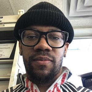 Meet your Posher, Marc